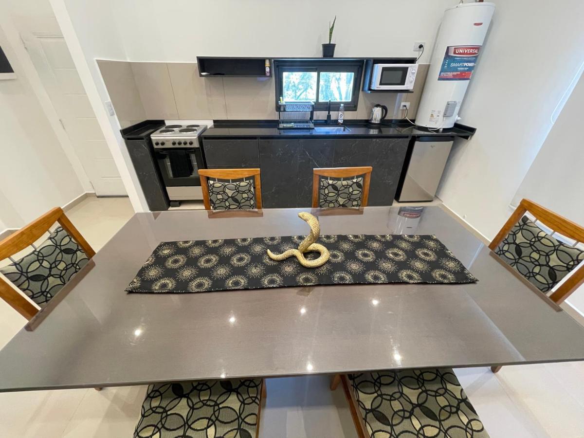 Urbana Premium Suites Apartamentos De Categoria Parking Privado - Seguridad - Sanatorio Allende - Hospital Privado - Estadio Kempes - Universidad Siglo 21 - Complejo Ferial Cordoba - Quorum - Aeropuerto Internacional Taravella Экстерьер фото