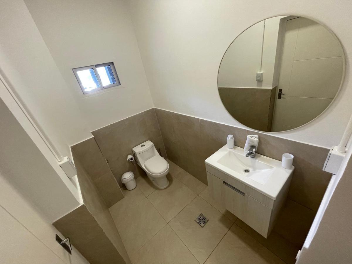 Urbana Premium Suites Apartamentos De Categoria Parking Privado - Seguridad - Sanatorio Allende - Hospital Privado - Estadio Kempes - Universidad Siglo 21 - Complejo Ferial Cordoba - Quorum - Aeropuerto Internacional Taravella Экстерьер фото