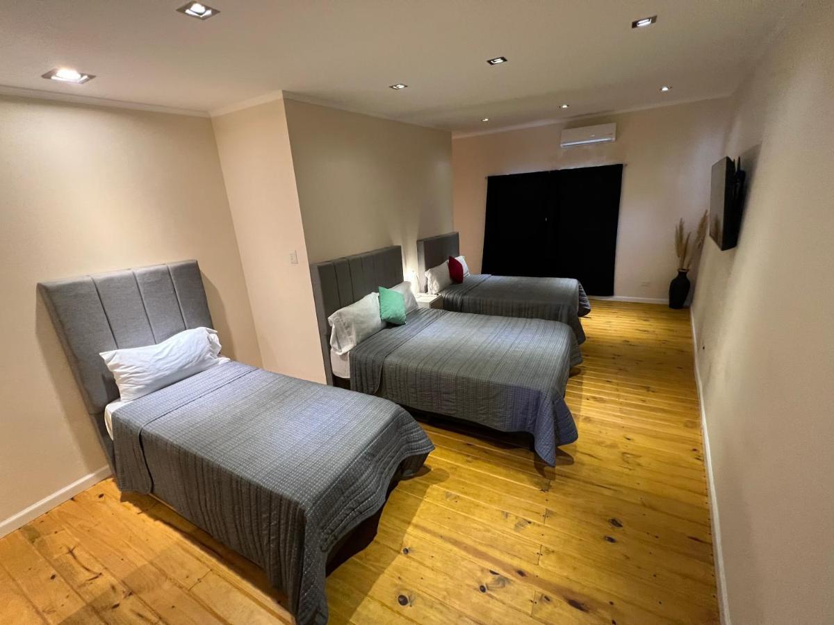 Urbana Premium Suites Apartamentos De Categoria Parking Privado - Seguridad - Sanatorio Allende - Hospital Privado - Estadio Kempes - Universidad Siglo 21 - Complejo Ferial Cordoba - Quorum - Aeropuerto Internacional Taravella Экстерьер фото