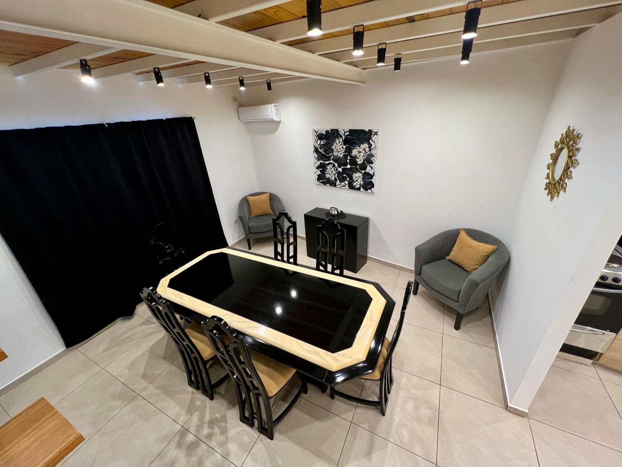 Urbana Premium Suites Apartamentos De Categoria Parking Privado - Seguridad - Sanatorio Allende - Hospital Privado - Estadio Kempes - Universidad Siglo 21 - Complejo Ferial Cordoba - Quorum - Aeropuerto Internacional Taravella Экстерьер фото