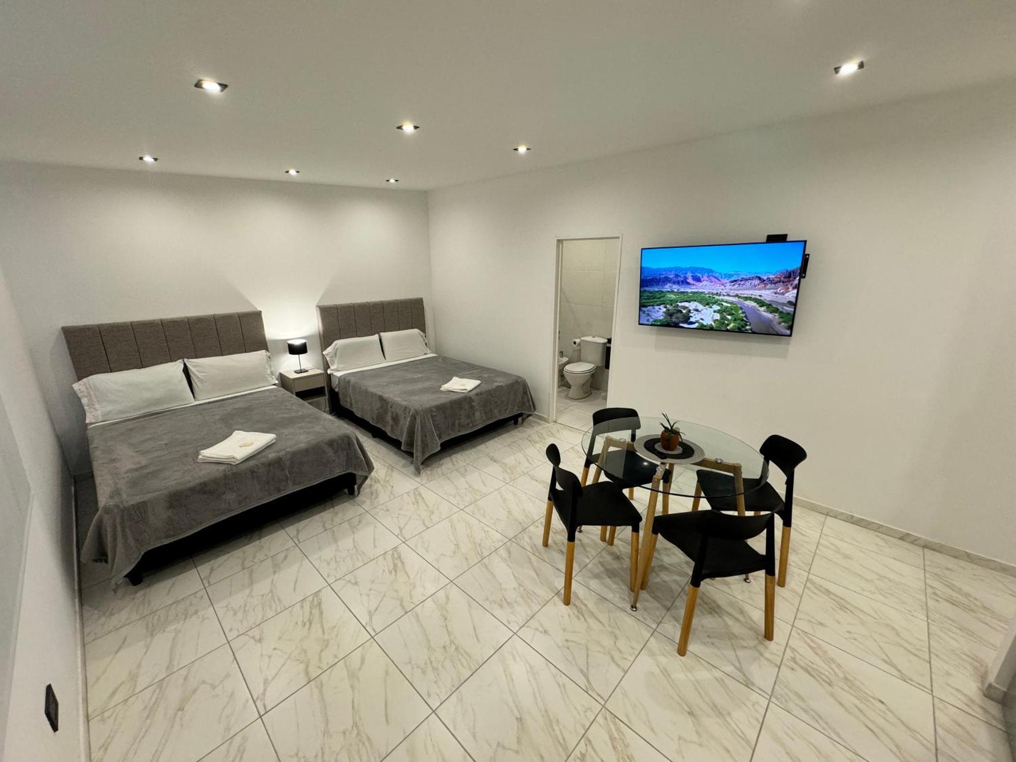 Urbana Premium Suites Apartamentos De Categoria Parking Privado - Seguridad - Sanatorio Allende - Hospital Privado - Estadio Kempes - Universidad Siglo 21 - Complejo Ferial Cordoba - Quorum - Aeropuerto Internacional Taravella Экстерьер фото