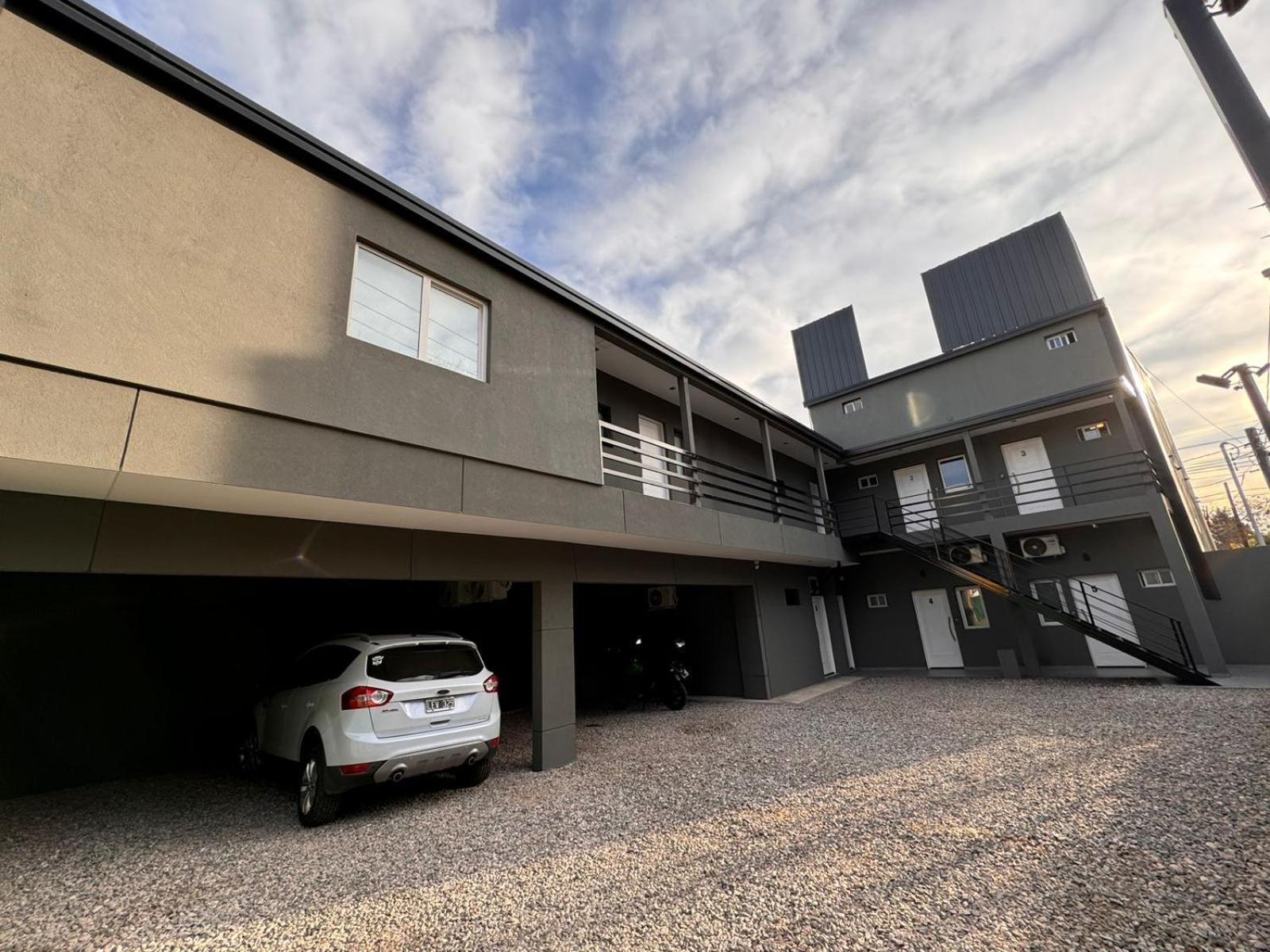 Urbana Premium Suites Apartamentos De Categoria Parking Privado - Seguridad - Sanatorio Allende - Hospital Privado - Estadio Kempes - Universidad Siglo 21 - Complejo Ferial Cordoba - Quorum - Aeropuerto Internacional Taravella Экстерьер фото